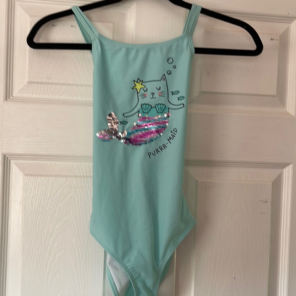 Cute swimsuit for girls